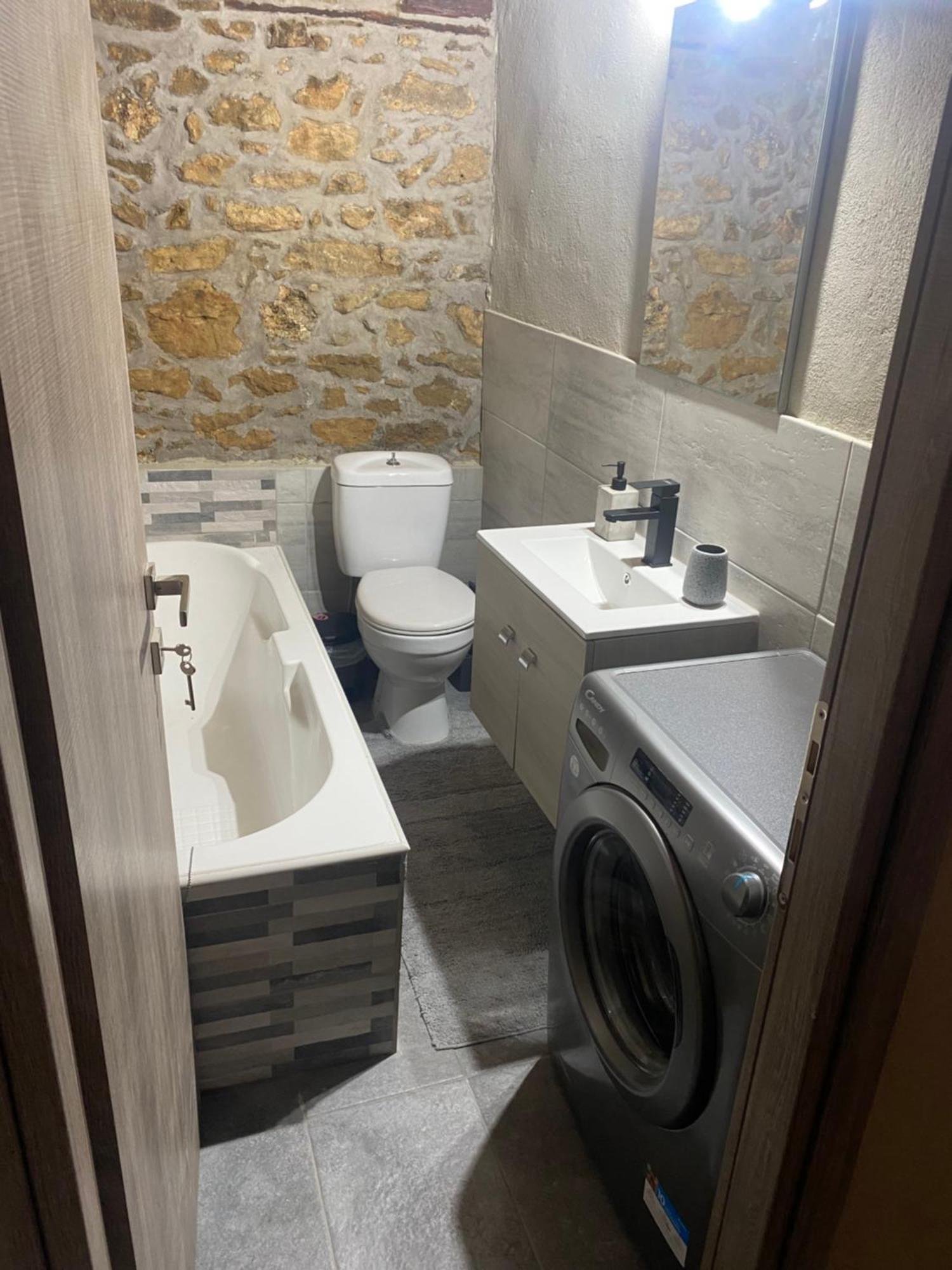 Little Village House Valanio 외부 사진